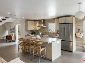 34 Anchorage Street, Venice CA 90292