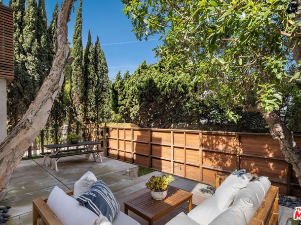 34 Anchorage Street, Venice CA 90292