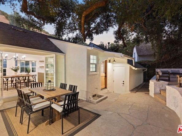 1831 Benedict Canyon Drive, Beverly Hills CA 90210