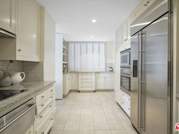 1100 Alta Loma Road 904, West Hollywood CA 90069