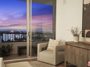 1100 Alta Loma Road 904, West Hollywood CA 90069