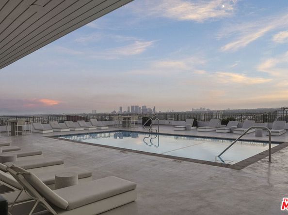 1100 Alta Loma Road 904, West Hollywood CA 90069