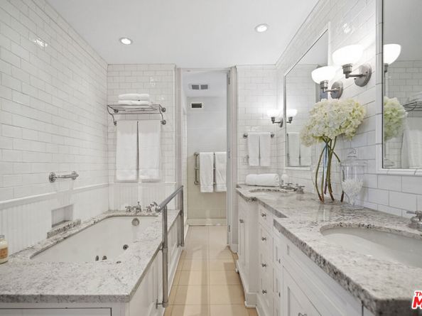 1100 Alta Loma Road 904, West Hollywood CA 90069