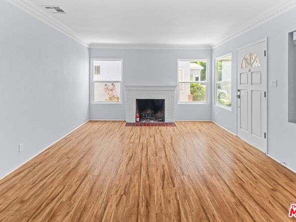 2652 Stoner Avenue, Los Angeles CA 90064