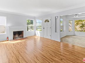 2652 Stoner Avenue, Los Angeles CA 90064