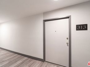 8162 Manitoba Street 313, Playa Del Rey CA 90293