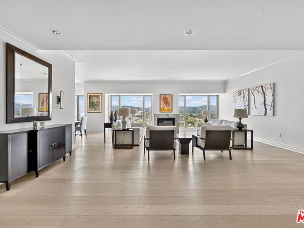 10727 Wilshire Boulevard 1802, Los Angeles CA 90024