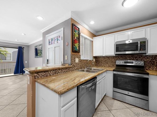 3550 Sunset Lane 13, San Diego CA 92173