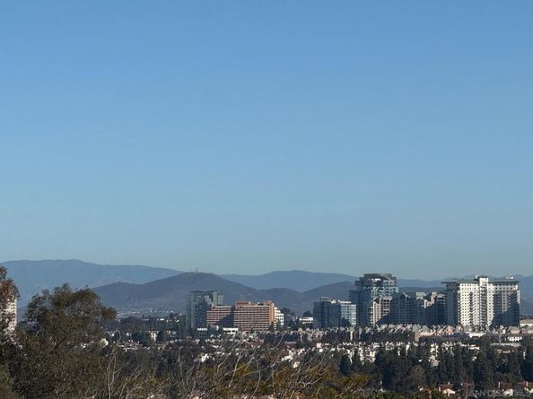 7835 La Jolla Vista Drive, La Jolla CA 92037