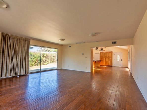 7835 La Jolla Vista Drive, La Jolla CA 92037
