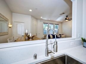 16903 New Rochelle Way 91, San Diego CA 92127