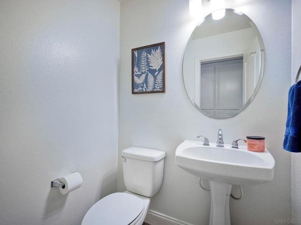 16903 New Rochelle Way 91, San Diego CA 92127