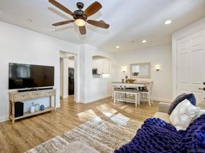 16903 New Rochelle Way 91, San Diego CA 92127