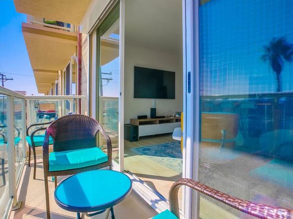725 Redondo Ct 27, San Diego CA 92109
