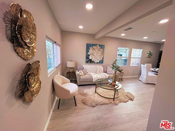 1109 N Chester Avenue, Inglewood CA 90302