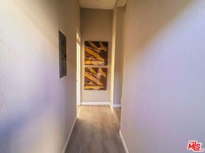 1109 N Chester Avenue, Inglewood CA 90302