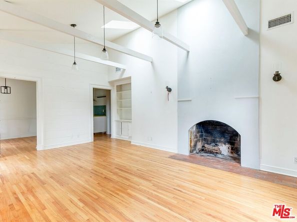 11729 Tennessee Avenue, Los Angeles CA 90064