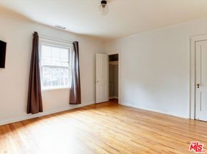 11729 Tennessee Avenue, Los Angeles CA 90064