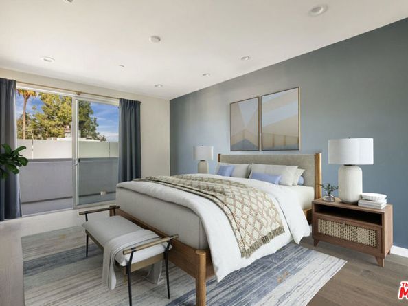 12045 Guerin Street PH3, Studio City CA 91604