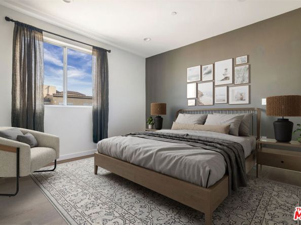 12045 Guerin Street PH3, Studio City CA 91604