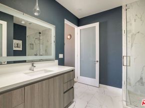 12045 Guerin Street PH3, Studio City CA 91604