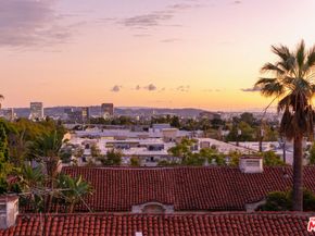 1253 N Sweetzer Avenue 6, West Hollywood CA 90069