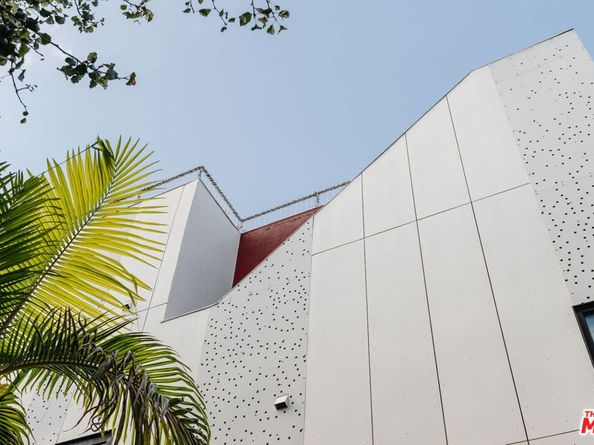 1253 N Sweetzer Avenue 6, West Hollywood CA 90069
