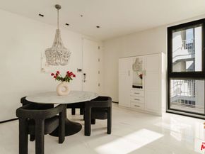 1253 N Sweetzer Avenue 6, West Hollywood CA 90069