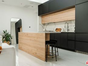 1253 N Sweetzer Avenue 6, West Hollywood CA 90069