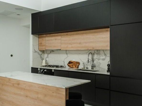 1253 N Sweetzer Avenue 6, West Hollywood CA 90069