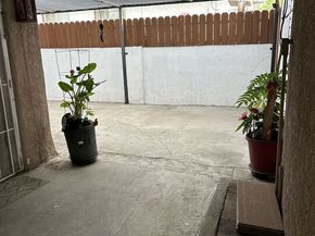 11577 Amboy Avenue, San Fernando CA 91340