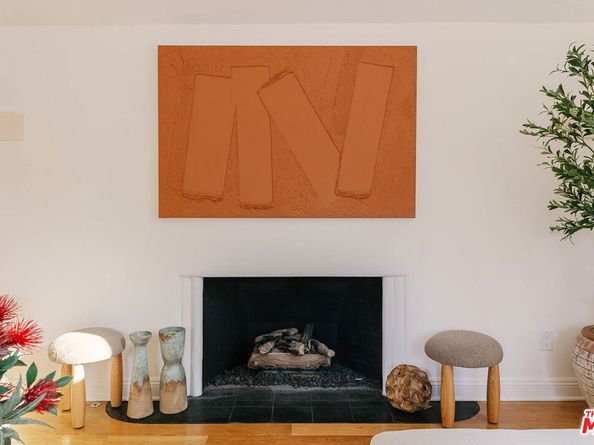 910 Masselin Avenue, Los Angeles CA 90036