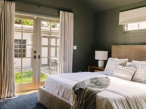 910 Masselin Avenue, Los Angeles CA 90036