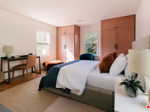 910 Masselin Avenue, Los Angeles CA 90036