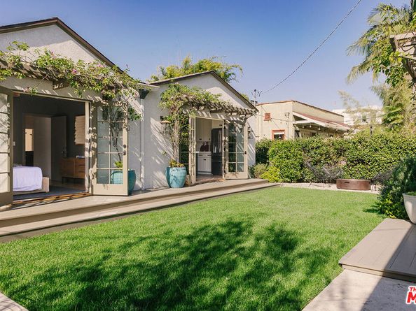 910 Masselin Avenue, Los Angeles CA 90036