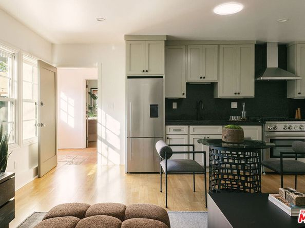 910 Masselin Avenue, Los Angeles CA 90036