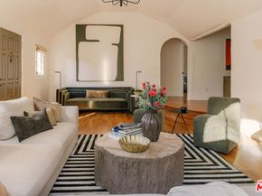 910 Masselin Avenue, Los Angeles CA 90036