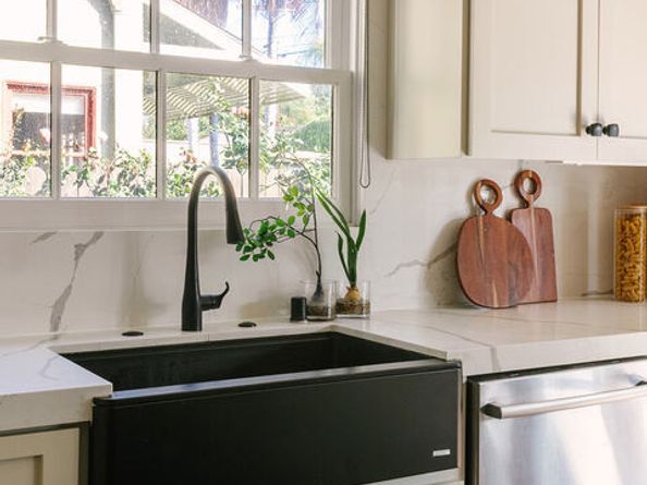 910 Masselin Avenue, Los Angeles CA 90036