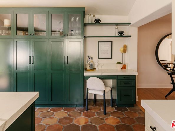 910 Masselin Avenue, Los Angeles CA 90036