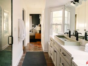 910 Masselin Avenue, Los Angeles CA 90036