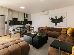 910 Masselin Avenue, Los Angeles CA 90036