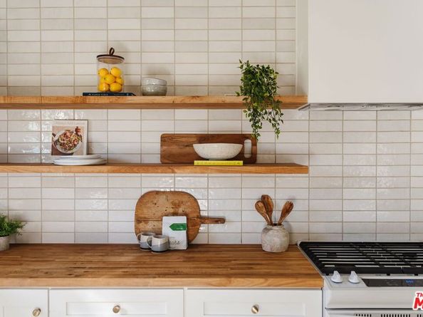 1943 12th 2, Santa Monica CA 90404