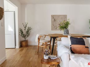 1943 12th 2, Santa Monica CA 90404