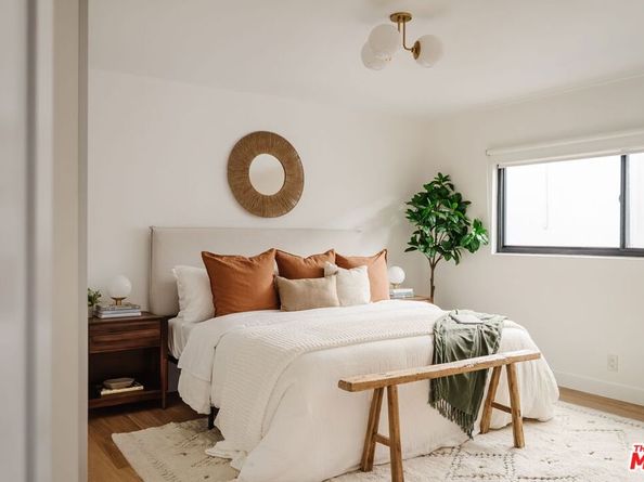 1943 12th 2, Santa Monica CA 90404