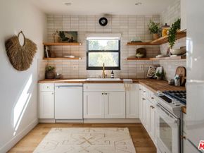 1943 12th 2, Santa Monica CA 90404