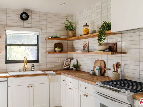 1943 12th 2, Santa Monica CA 90404