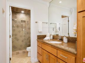 12801 Moorpark Street 110, Studio City CA 91604