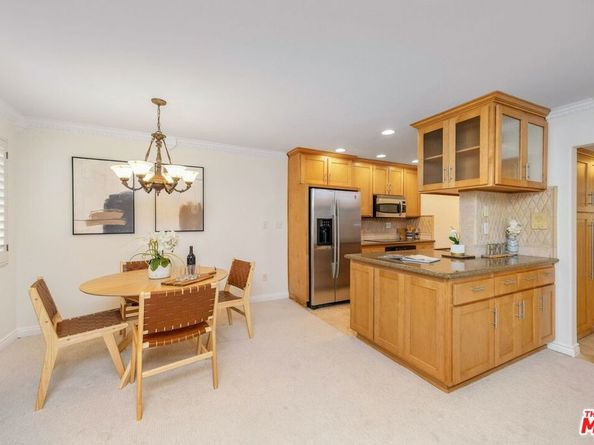 12801 Moorpark Street 110, Studio City CA 91604