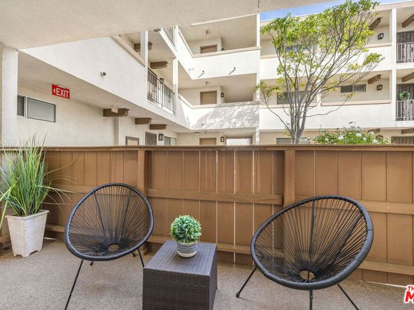 12801 Moorpark Street 110, Studio City CA 91604