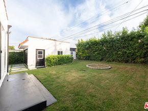 2422 W 77th Street, Inglewood CA 90305